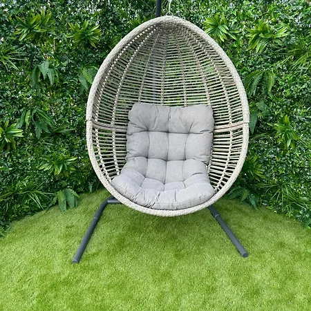 Luxury Penthouse With Private Hot Tub Overlooking Centre Lejlighed Leeds (West Yorkshire)