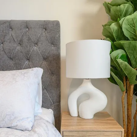 Luxury Penthouse With Private Hot Tub Overlooking Centre Leeds (West Yorkshire)