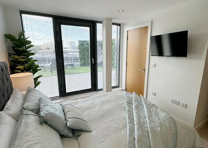 Luxury Penthouse With Private Hot Tub Overlooking Centre Appartement