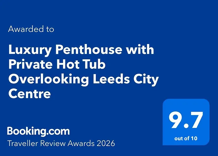 Luxury Penthouse With Private Hot Tub Overlooking Centre * Leeds (West Yorkshire)