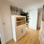 Apartamento Luxury Penthouse With Private Hot Tub Overlooking Centre Leeds (West Yorkshire)