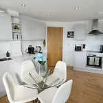 Apartamento Luxury Penthouse With Private Hot Tub Overlooking Centre