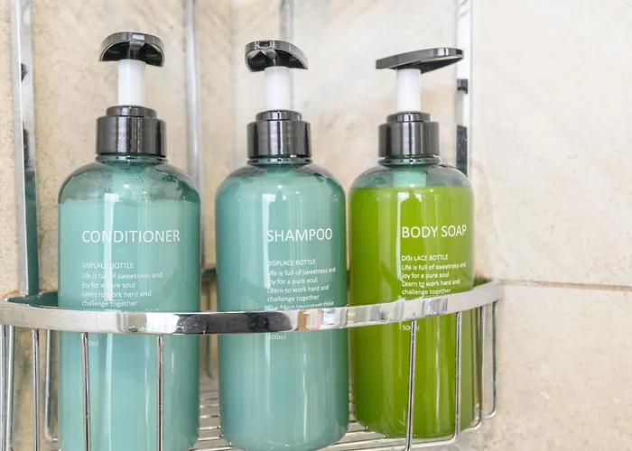 Luxury Penthouse With Private Hot Tub Overlooking Centre